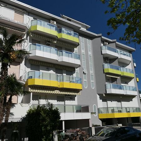 Linz 19 Apartment Bibione Bagian luar foto