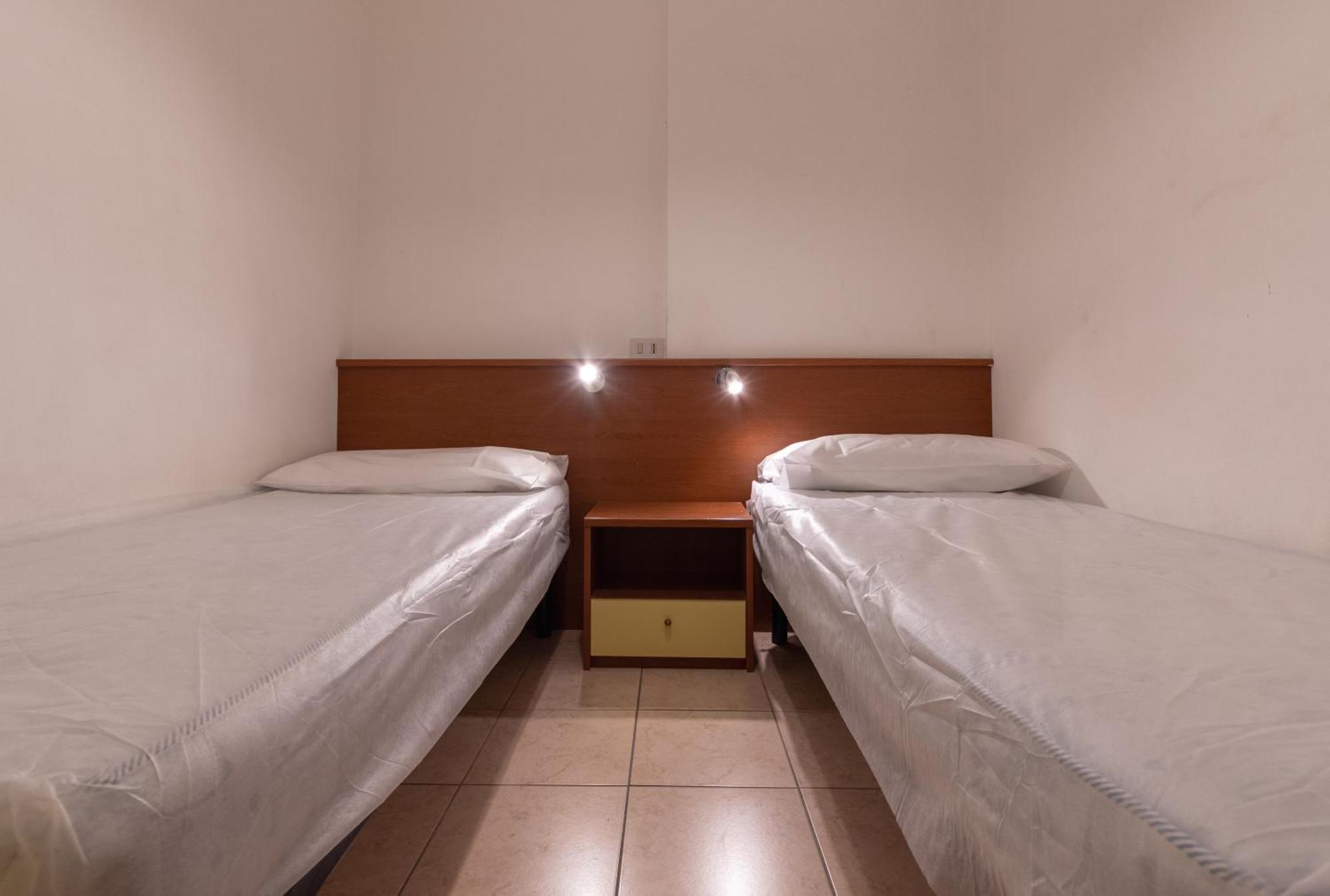 Linz 19 Apartment Bibione Bagian luar foto